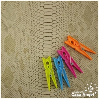 PIEL SINTÉTICA DE COCODRILO BEIGE SERIE COMODO 140cm