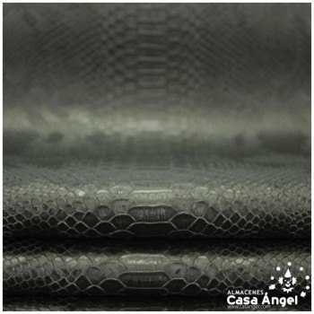 PIEL SINTÉTICA DE COCODRILO NEGRO SERIE COMODO 140cm
