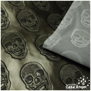 POLIPIEL COLOR LATÓN CON ESTAMPADO DE CALAVERAS EN RELIEVE 140cm
