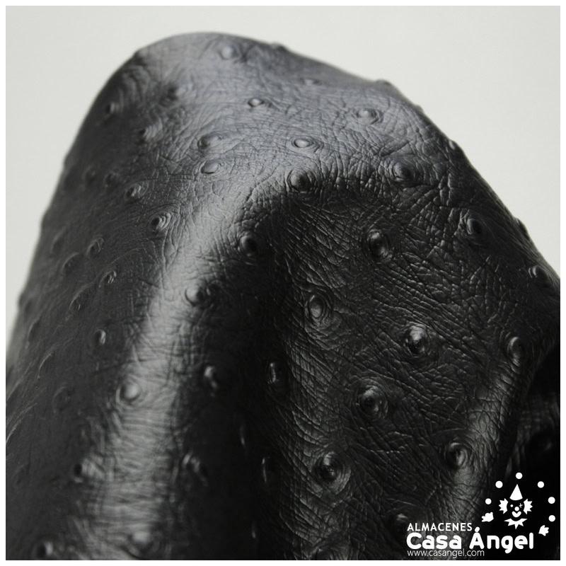 CUERO ARTIFICIAL DE AVESTRUZ NEGRO SERIE CAMELUS 140cm