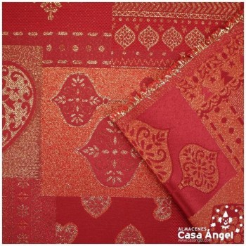 BROCADO DE MANTELERÍA ROJO CON SIMBOLOGÍA NAVIDEÑA EN LÚREX 140cm