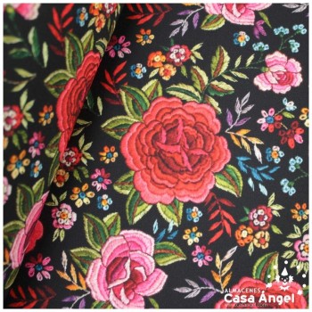 CREPE MANILA ESTAMPADO DE FLORES SOBRE FONDO NEGRO 150 cm