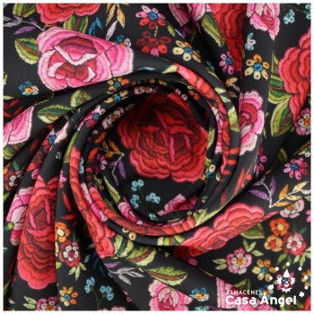CREPE MANILA ESTAMPADO DE FLORES SOBRE FONDO NEGRO 150 cm