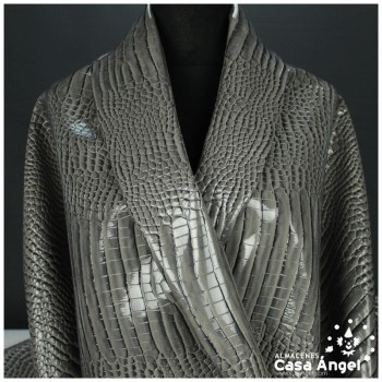 POLIPIEL CHAROLADA COCODRILO GRIS SERIE KAWANI 140cm