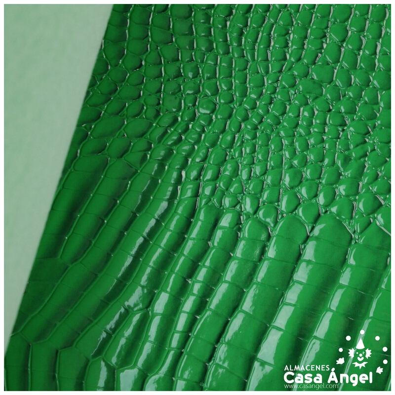 POLIPIEL CHAROLADA COCODRILO VERDE SERIE KAWANI 140cm