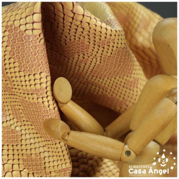 POLIPIEL OCRE LABRADO PIEL DE SERPIENTE SERIE MANKAI 140cm