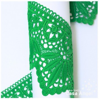 ENCAJE GUIPUR DE MOTIVOS FLORALES Y GEOMÉTRICOS 8cm