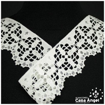 PUNTILLA GUIPUR BLANCA BRILLANTE CON CRUCES 60mm