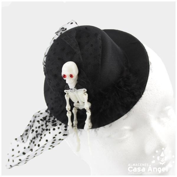 MINI SOMBRERO CON ESQUELETO Y TOCADO