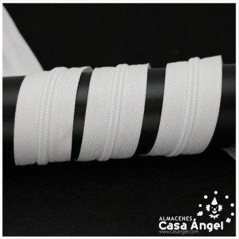 CREMALLERA DE NYLON CONTINUA POR METROS ANCHO 5cm