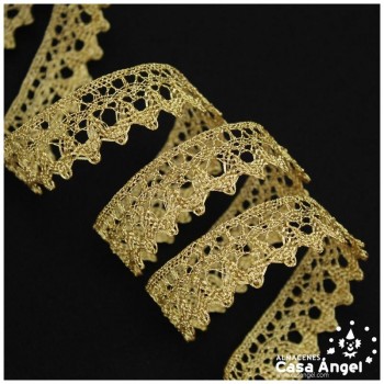 PUNTILLA DE BOLILLO LÚREX COLOR ORO 2cm