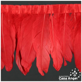FLECO DE PLUMAS ROJAS DE OCA SOBRE CINTA DE RASO 18cm