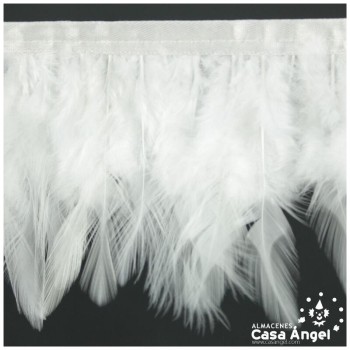 FLECO DE PLUMAS DE GALLO BLANCAS SOBRE CINTA DE RASO 13cm