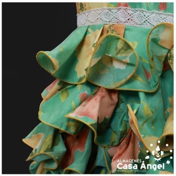 TRAJE DE FLAMENCA PARA SEÑORA COLOR VERDE ESTAMPADO FLORAL