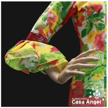 TRAJE DE FLAMENCA PARA SEÑORA COLOR PISTACHO ESTAMPADO FLORAL