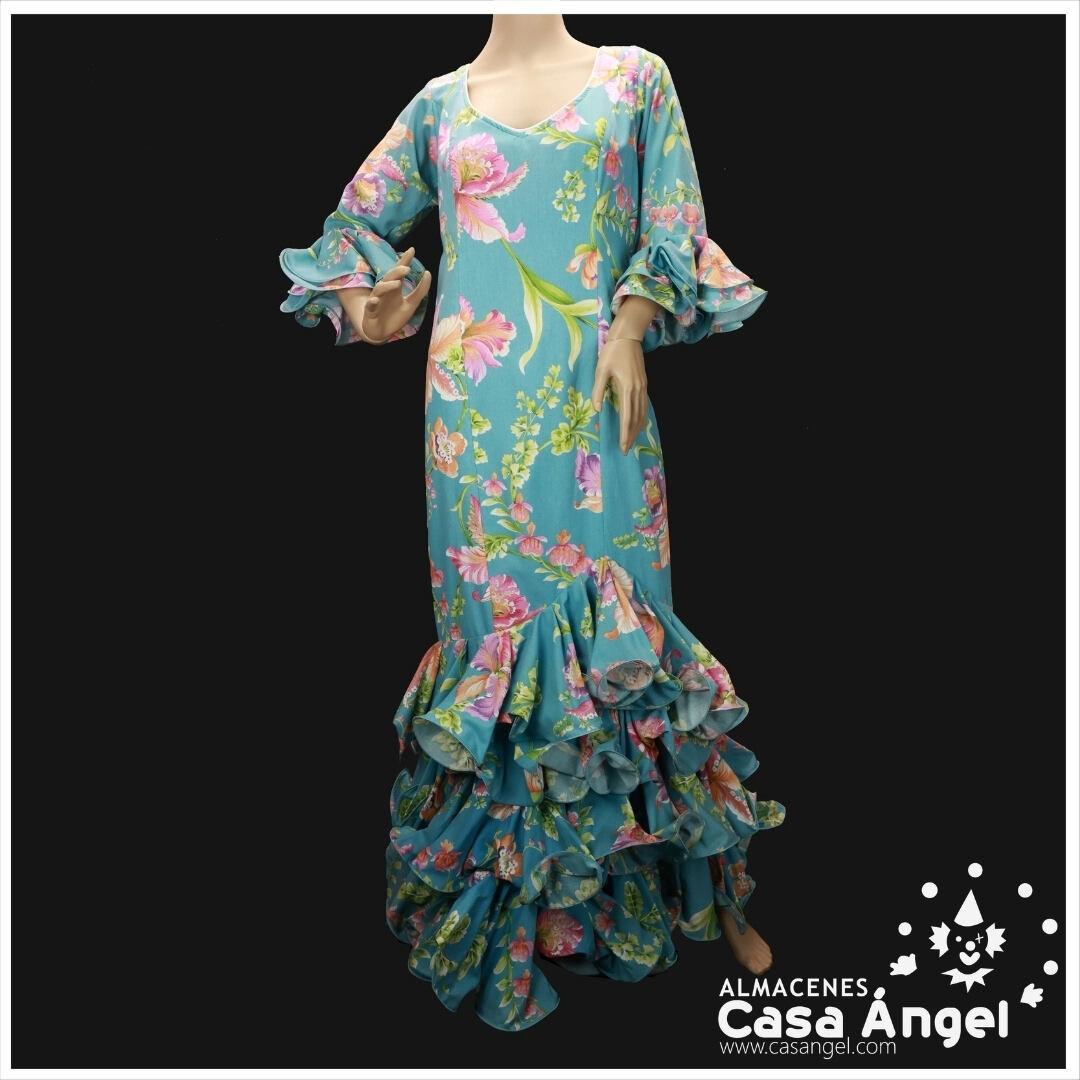 TRAJE DE FLAMENCA CANASTILLA AZUL CLARO CON ESTAMPADO FLORAL