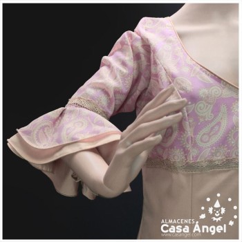 TRAJE DE FLAMENCA BEIGE ESTAMPADO ROSA