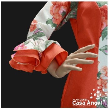 TRAJE DE FLAMENCA NARANJA ESTAMPADO FLORAL CON TRES VOLANTES