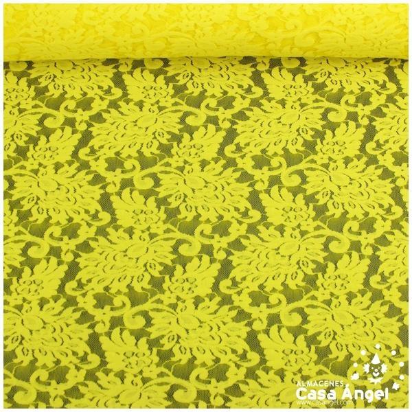 ENCAJE DE LYCRA AMARILLO CON BORDADO DE FLORES SERIE LICHI 150cm