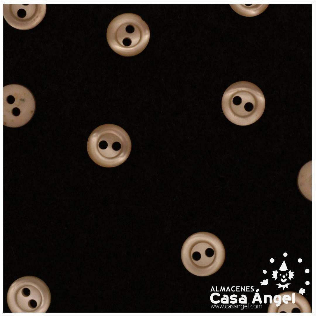 BOTÓN DE 2 AGUJEROS BEIGE 8 mm BOLSA 10uds