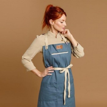 DELANTAL PETO MODELO CANELA AZUL