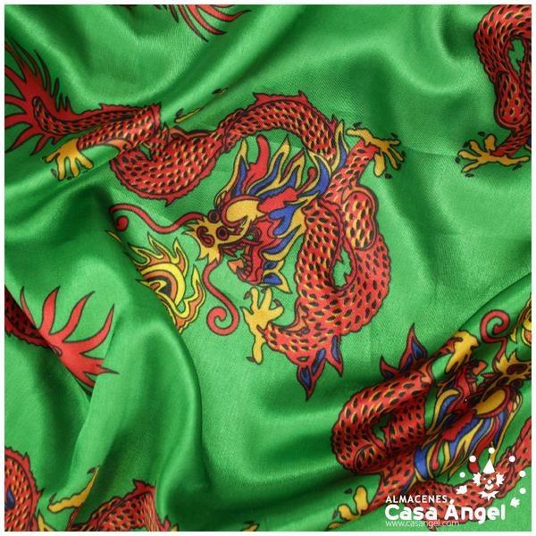 RASO VERDE CON ESTAMPADO DE DRAGONES 150cm