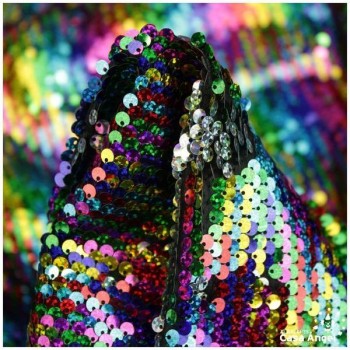 TELA DE LENTEJUELAS MULTICOLOR IRISADAS Y REVERSIBLES AL COLOR PLATA 135cm