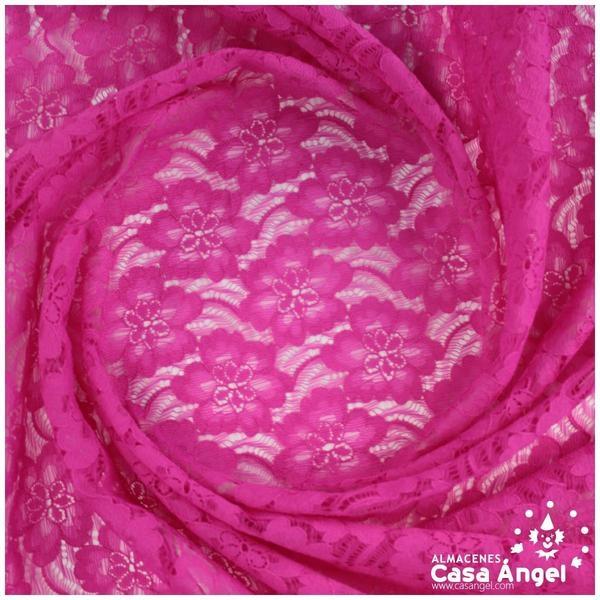 TUL DE ENCAJE FUCSIA SERIE GIADA 135cm