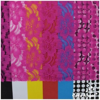 TUL DE ENCAJE FUCSIA SERIE GIADA 135cm