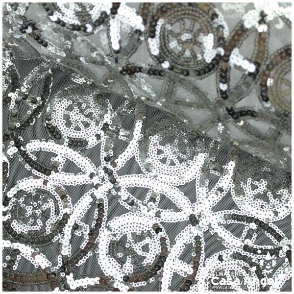 TUL DE FANTASÍA PLATA CON LENTEJUELAS BORDADAS SERIE IRENE 150cm