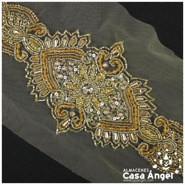 PASAMANERÍA COLOR ORO BORDADA EN TUL CON CRISTAL Y ROCALLA