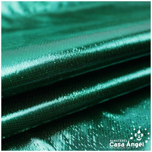 TOPAZ LAMINÉ VERDE LISO SERIE CUARZOS 112cm