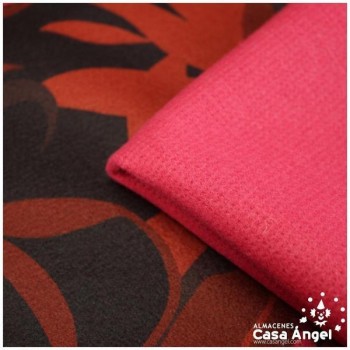 TELA DE PAÑO ESTAMPADO DE HOJARASCA FRAMBUESA SERIE KALY 150cm
