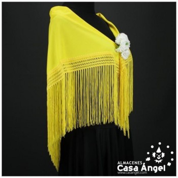 MANTÓN FLAMENCO AMARILLO LISO CON FLECO CALADO DE CUQUILLO