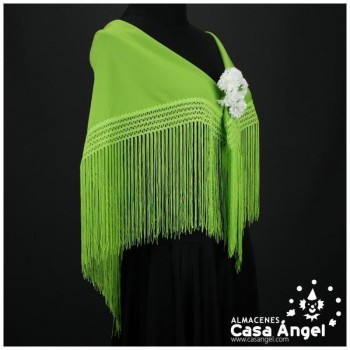 MANTÓN FLAMENCO PISTACHO LISO CON FLECO CALADO DE CUQUILLO