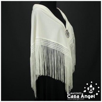 MANTÓN FLAMENCO BLANCO HUESO CON FLECO CALADO DE CUQUILLO
