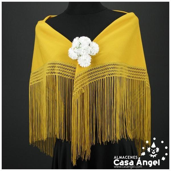 MANTÓN FLAMENCO AMARILLO MOSTAZA CON FLECO CALADO DE CUQUILLO