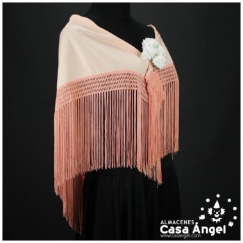 MANTÓN FLAMENCO SALMÓN CON FLECO CALADO DE CUQUILLO