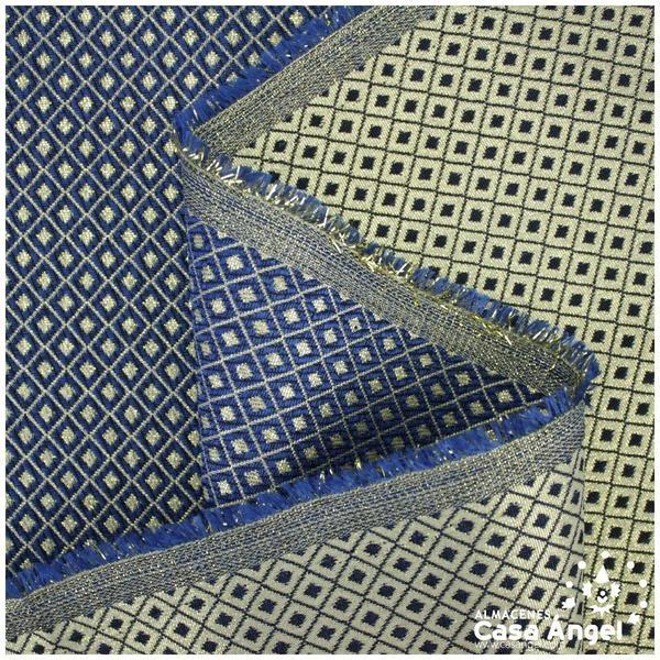 BROCADO REVERSIBLE CON MOTIVO AZUL DE ROMBOS SERIE NANCY 280cm