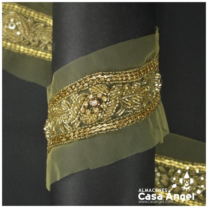 PASAMANERÍA COLOR ORO CON PEDRERÍA STRASS BORDADA A MANO