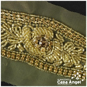 PASAMANERÍA COLOR ORO CON PEDRERÍA STRASS BORDADA A MANO