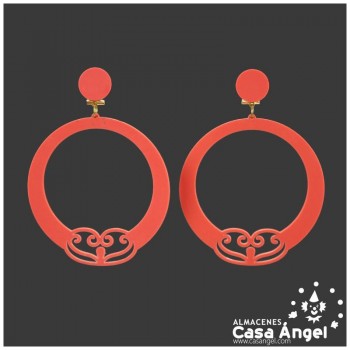 PENDIENTES DE AROS CON DECORACIÓN CALADA