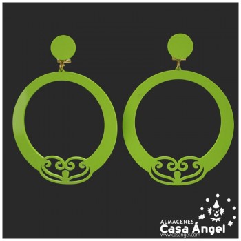 PENDIENTES DE AROS CON DECORACIÓN CALADA