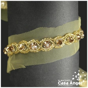 PASAMANERÍA COLOR ORO BORDADA A MANO CON CRISTAL Y ROCALLA