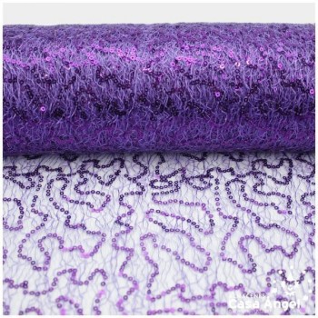 REDECILLA MORADA CON LENTEJUELAS SERIE GARABATOS 150cm