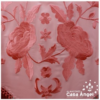 MANTÓN DE FLAMENCA COLOR SALMÓN BORDADO FLORAL AL TONO 150cm
