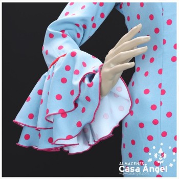 TRAJE DE FLAMENCA FUCSIA CON LUNARES AZUL CLARO