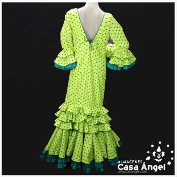TRAJE DE FLAMENCA COLOR PISTACHO CON LUNARES VERDE OSCURO