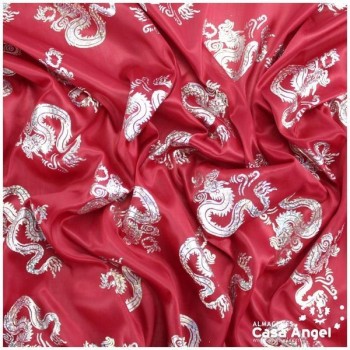 PAN DE ORO ROJO ESTAMPADO DRAGONES IRISADOS 112cm
