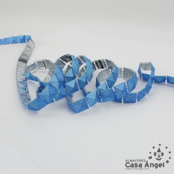 PASAMANERÍA CADENA TACHAS PIRÁMIDALES PVC 8mm
